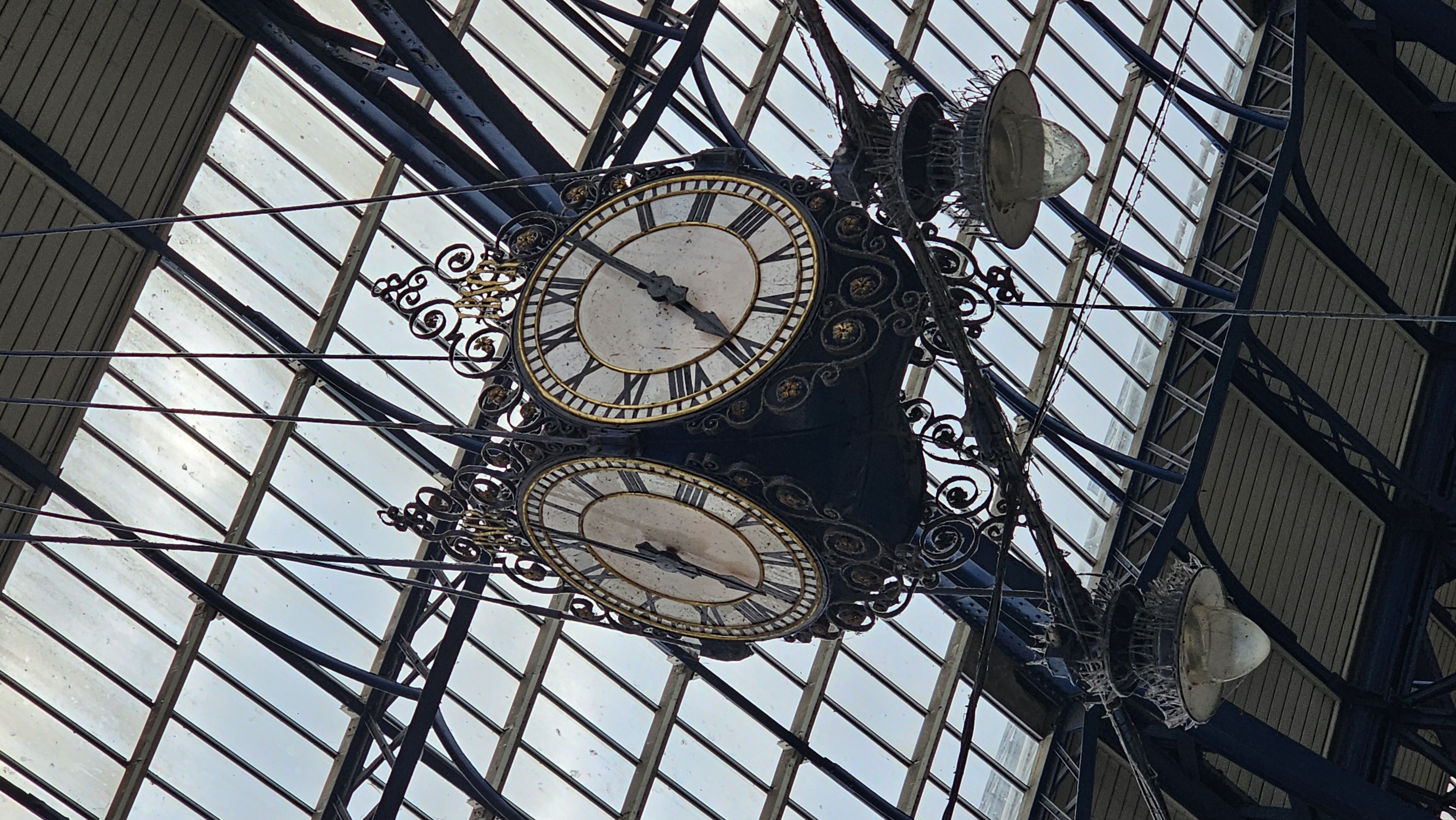 Clock yaya